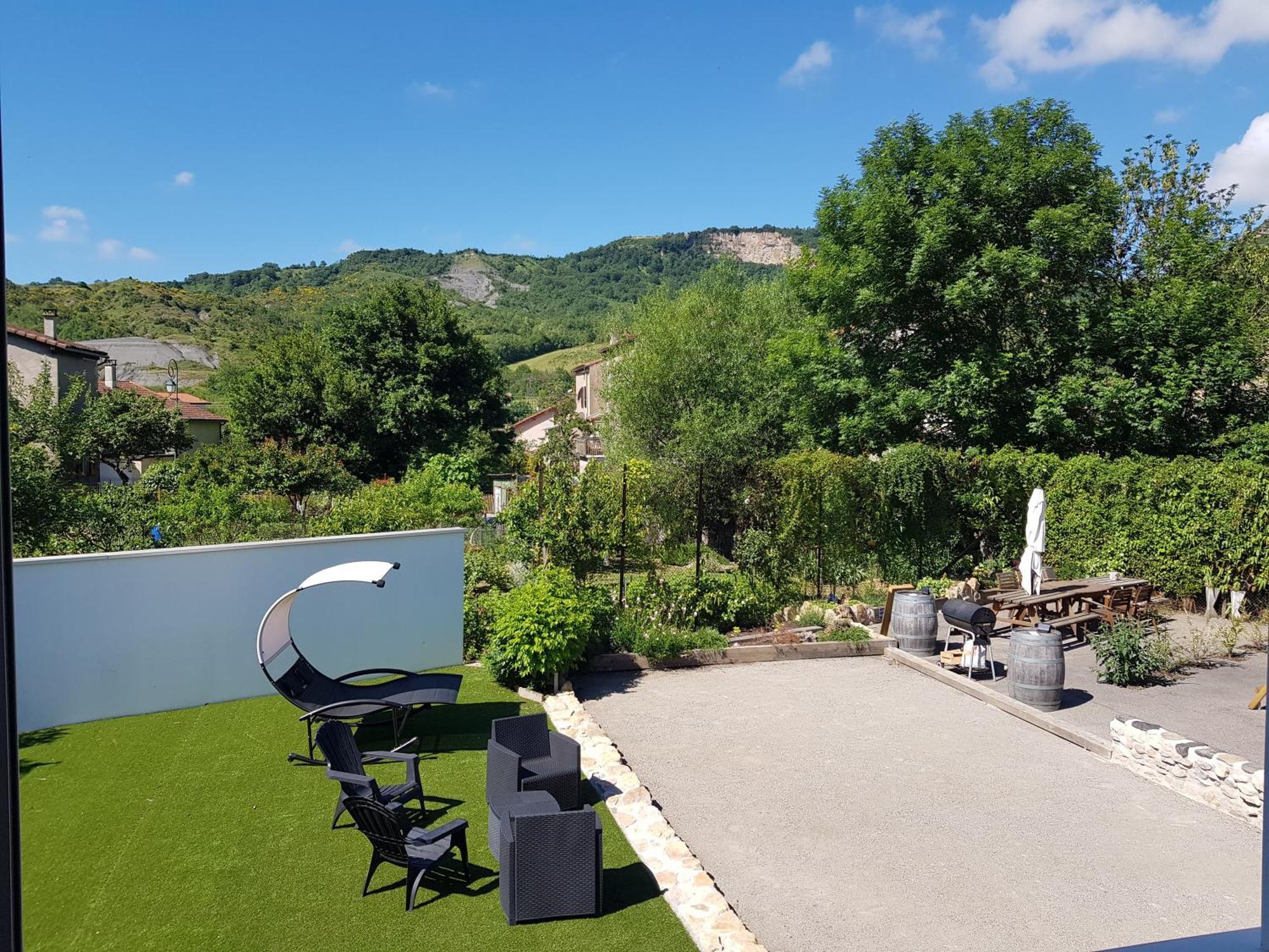 Gite Aux Tourterelles Tournemire (Aveyron) Exterior foto